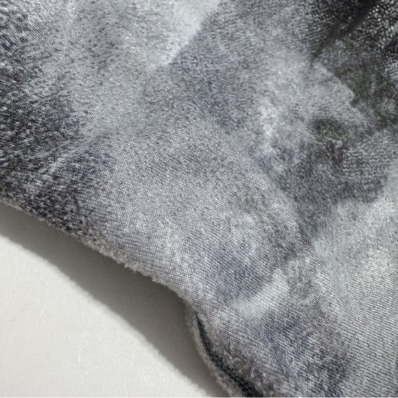 Ivivva by Lululemon Rythmic Tights Leggings Zig Zag Mesh Panels Size 10 - Picture 6 of 8